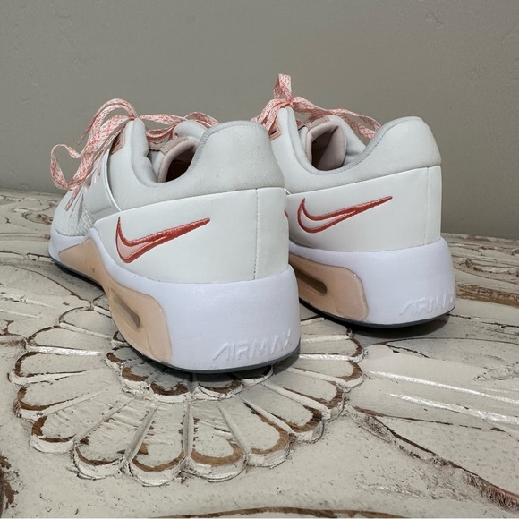 Nike Air Max Bella Athletic Shoes - Picture 6 of 6